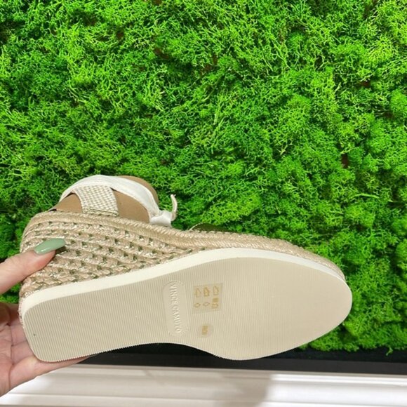 Vince Camuto Bendsen Wedge Sandal - Picture 8 of 8